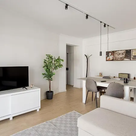 Apartment Guestready - Cosy In Near The Parede