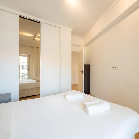 Guestready - Cosy In Near The דירה *